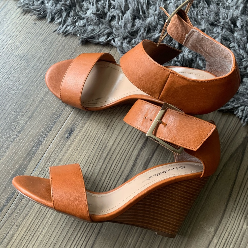 Breckelles wedge heel shoes